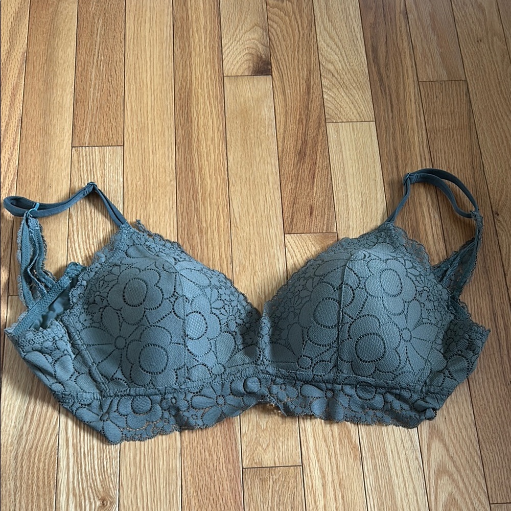 Sage Lace Full Coverage Bra with Adjustable Straps